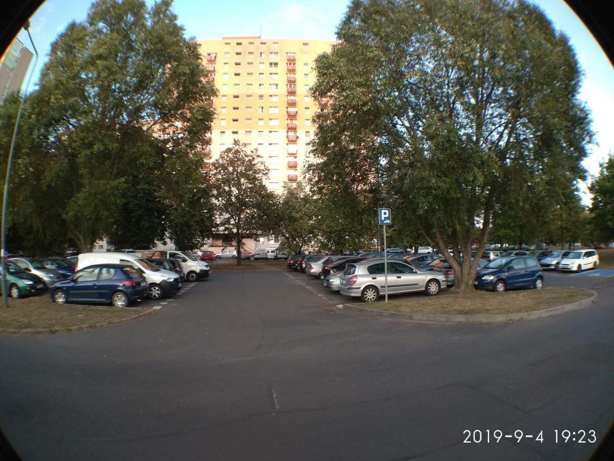 2020 Zwyciestwa 18 - Mieszkanie / Kawalerka / Studio Poznan Luaran gambar